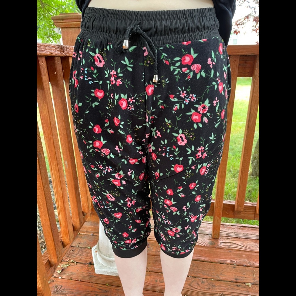 Abby + Anna Capri Joggers with drawstring S/M
